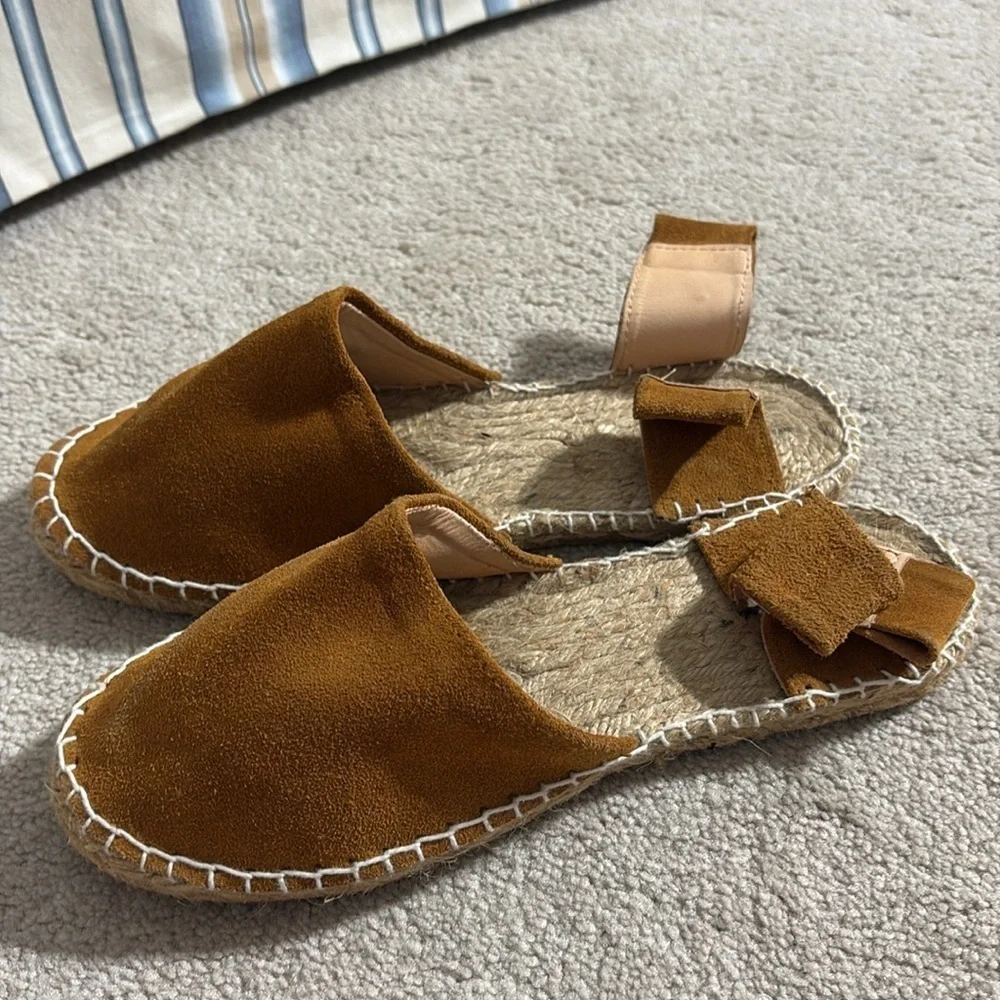 🍯 Oas tan suede espadrilles